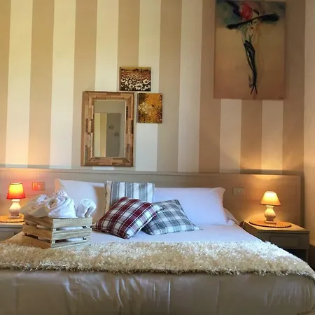 Il Giuggiolo Apartment *